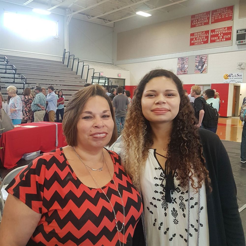 Meet your Posher, Toni